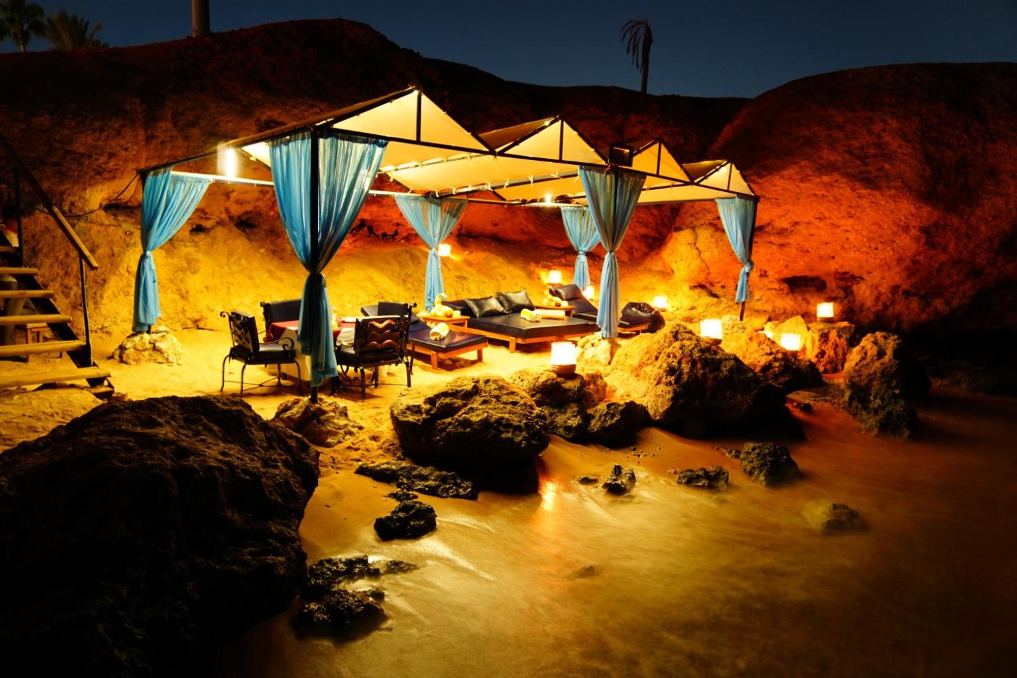 Safir Sharm Waterfalls Resort Exteriér fotografie The Cave Spa