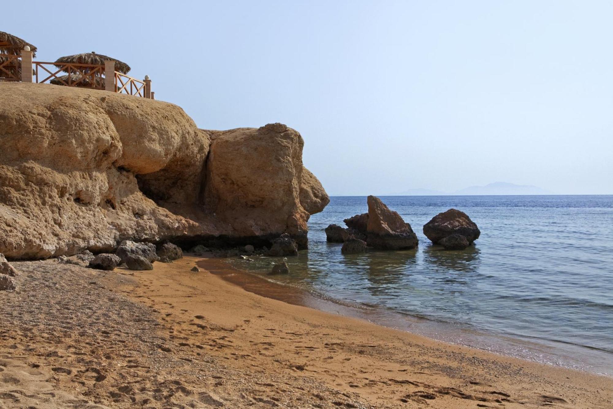 Safir Sharm Waterfalls Resort Exteriér fotografie The beach of Agia Marina